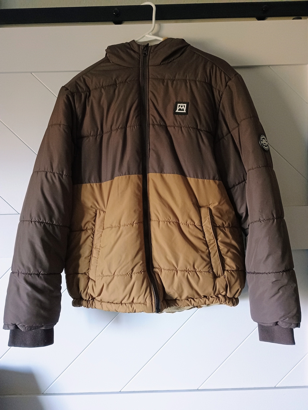 Avalanche Two-Tone Hooded Puffer Jacket in Dark Brown and Tan